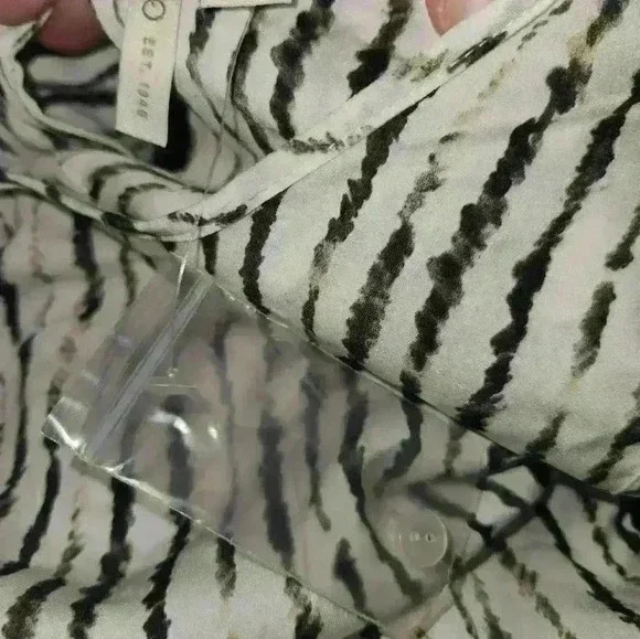 Cato Womans Blouse Size XS. - Picture 8 of 10